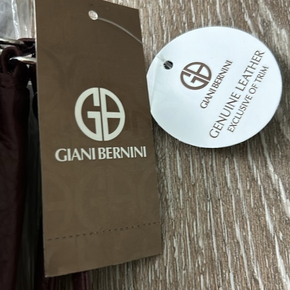 NWT Giani Bernini Softy Core Leather Crossbody Tech Wallet Wine - Picture 3 of 6